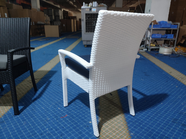 PE Rattan White Hotsale Outdoor Chair