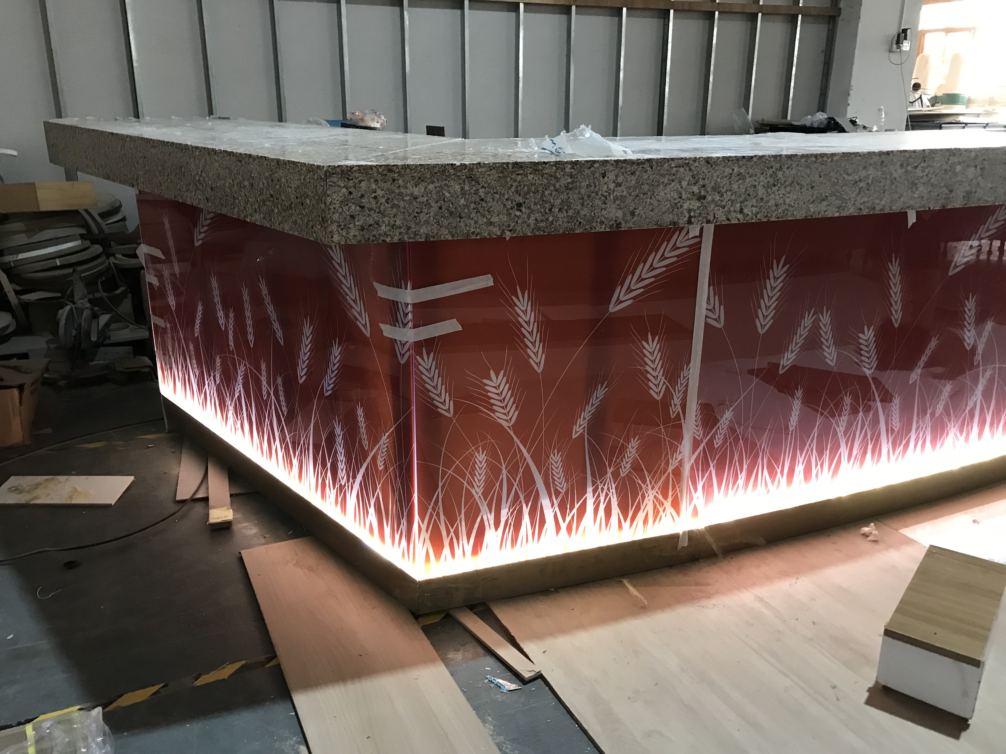 Modern Style Artificial Stone Top Cashier Counter LED Bar Counter for Restaurant Nightclub