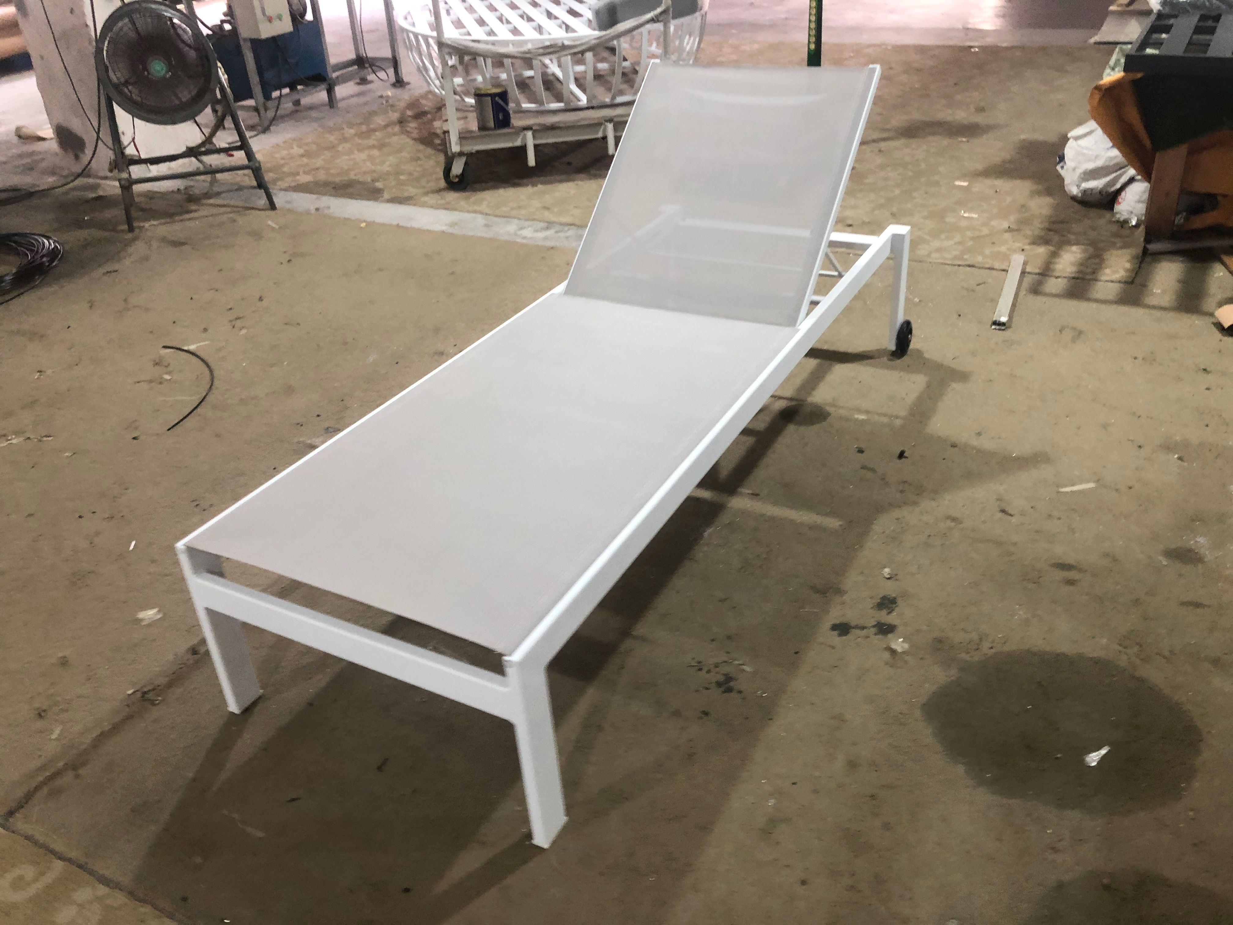 Simple Aluminum Sun Lounger -Color Can Custom