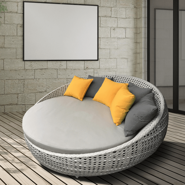 Luxury Villa Round Rattan Outdoor Daybed