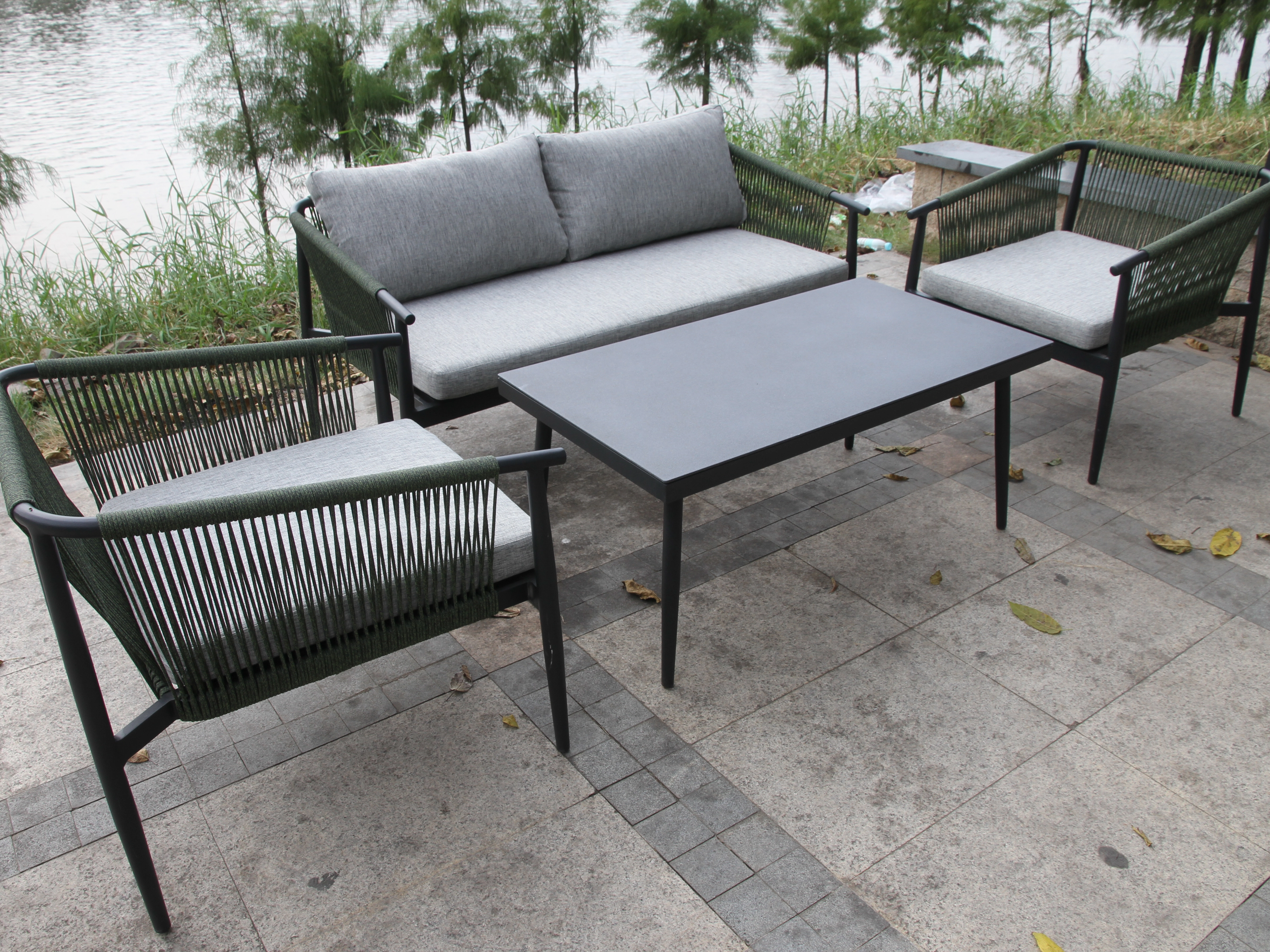 Commercial Sunproof Patio Sofa with Cushion