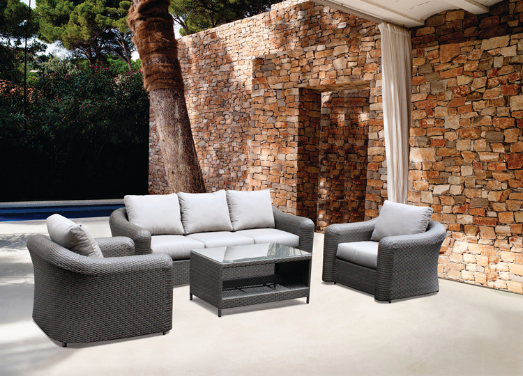 How to choose an outdoor rattan sofa