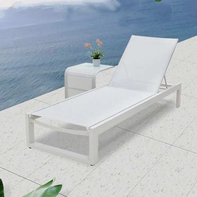 Outdoor Comfortable Aluminum Alloy Chaise Lounge with Wheel