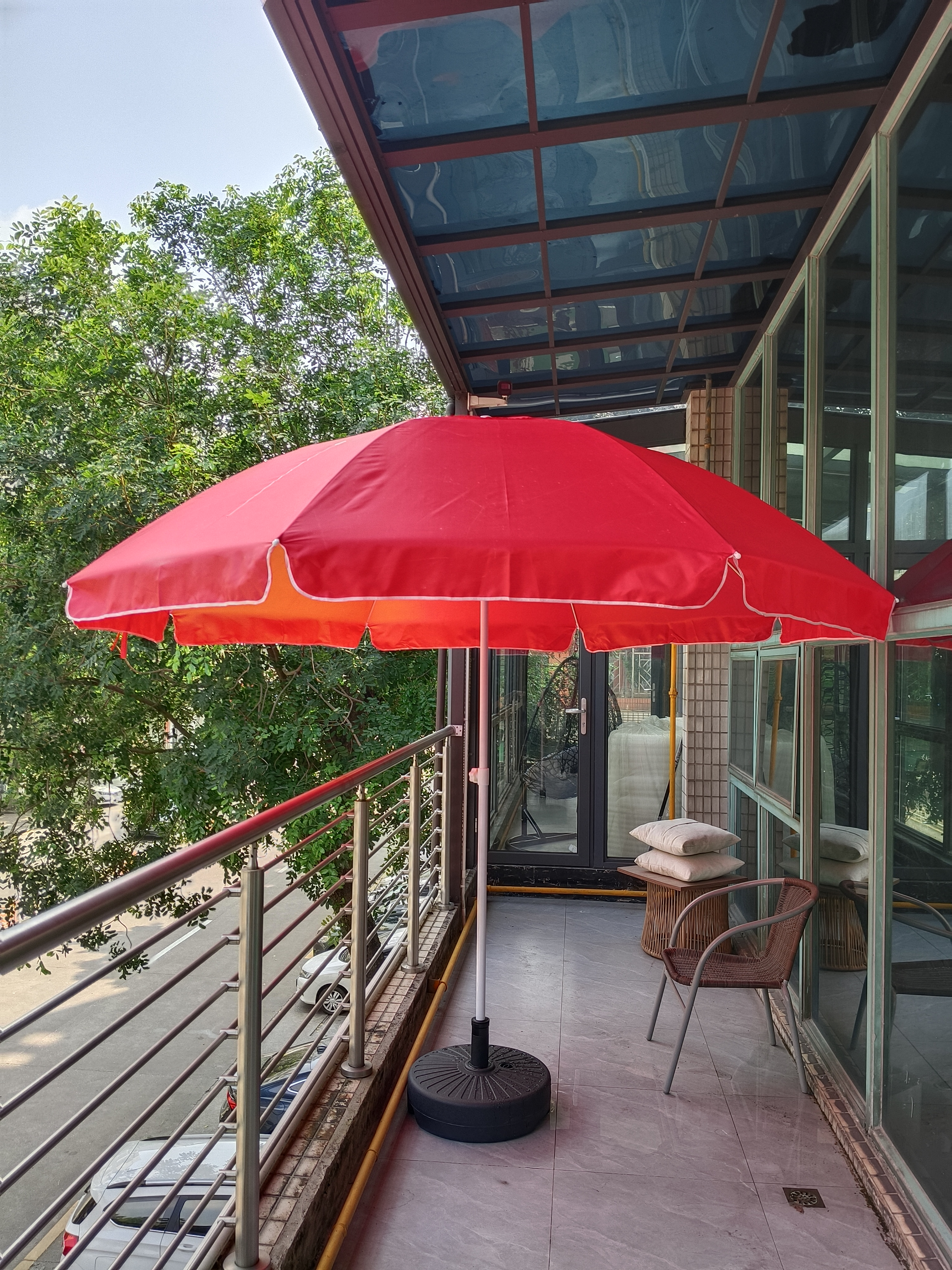 Complete Guide To Outdoor Umbrella Maintenance