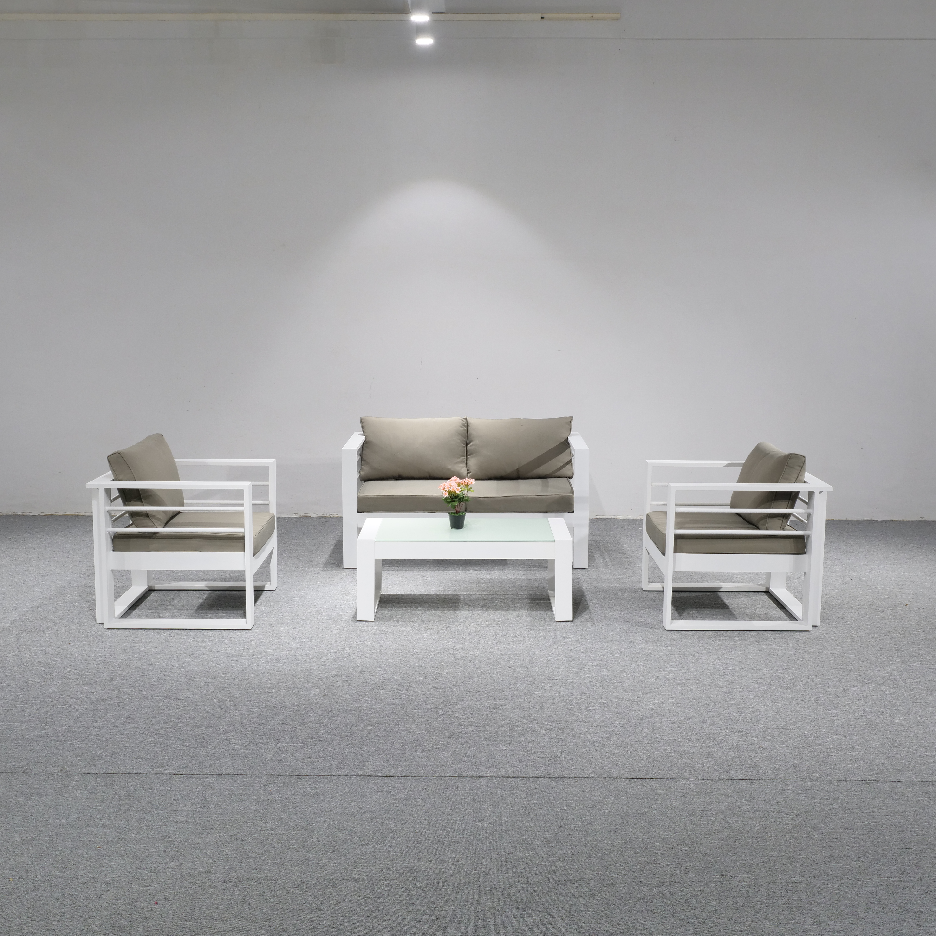 High End Outdoor Furniture Sofa Lounge Set With Comfortable Cushion