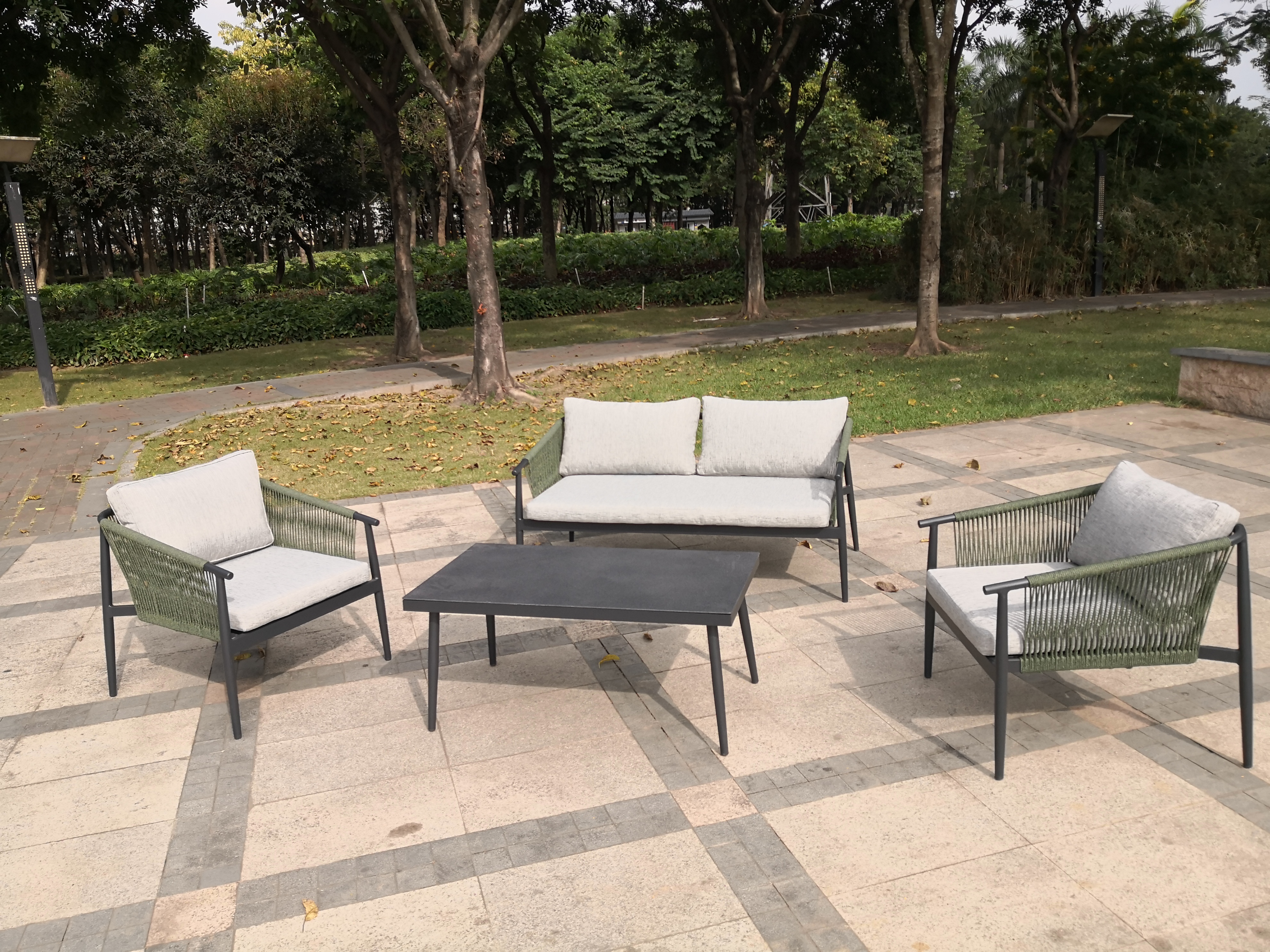 Commercial Sunproof Patio Sofa with Cushion