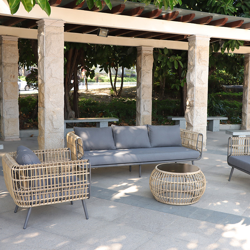 Customized Sun Room Outdoor Rattan Sofa