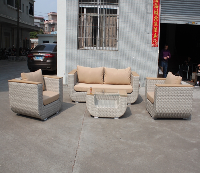 Modern 4 Seater U Shaped Villa Outdoor Sofa