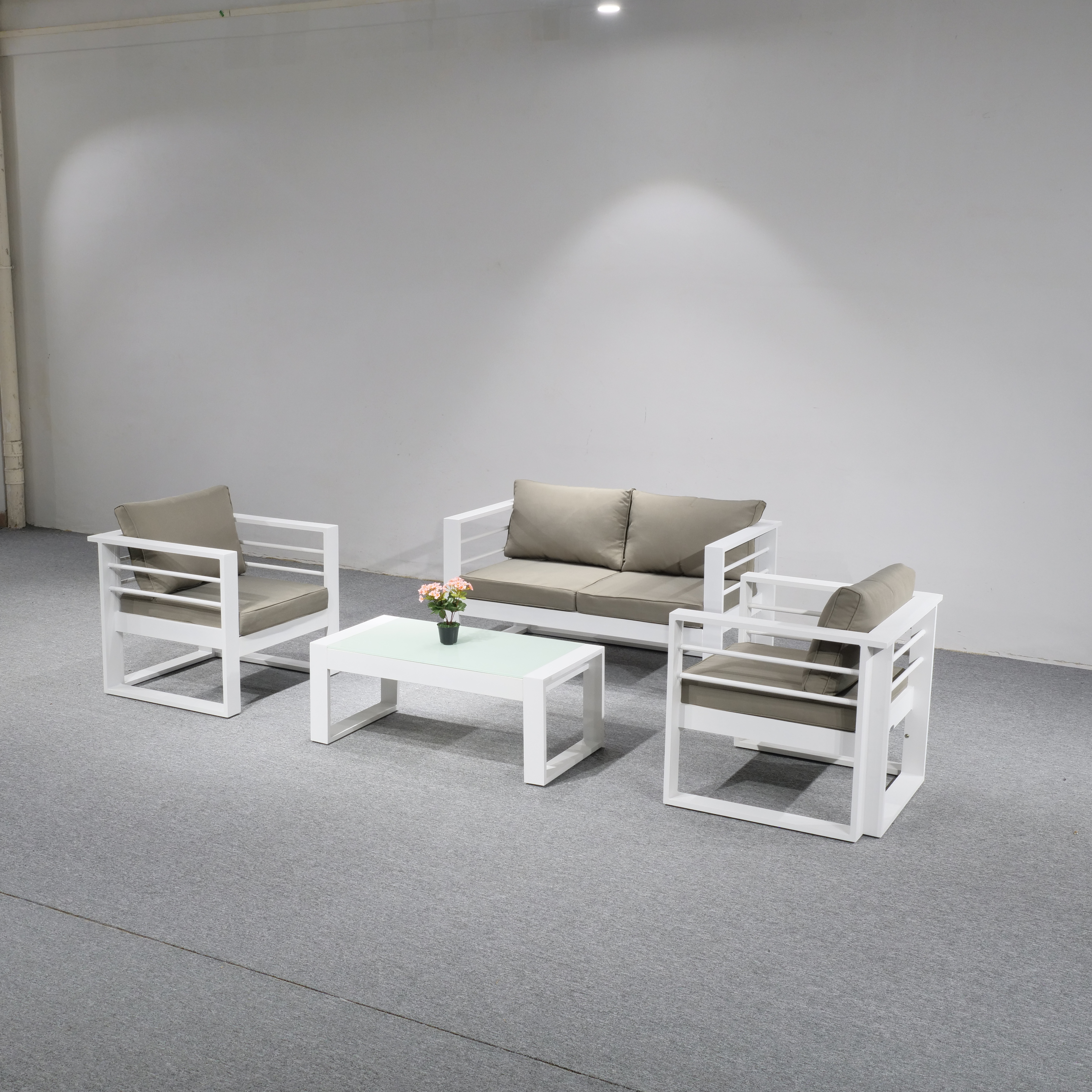 High End Outdoor Furniture Sofa Lounge Set With Comfortable Cushion