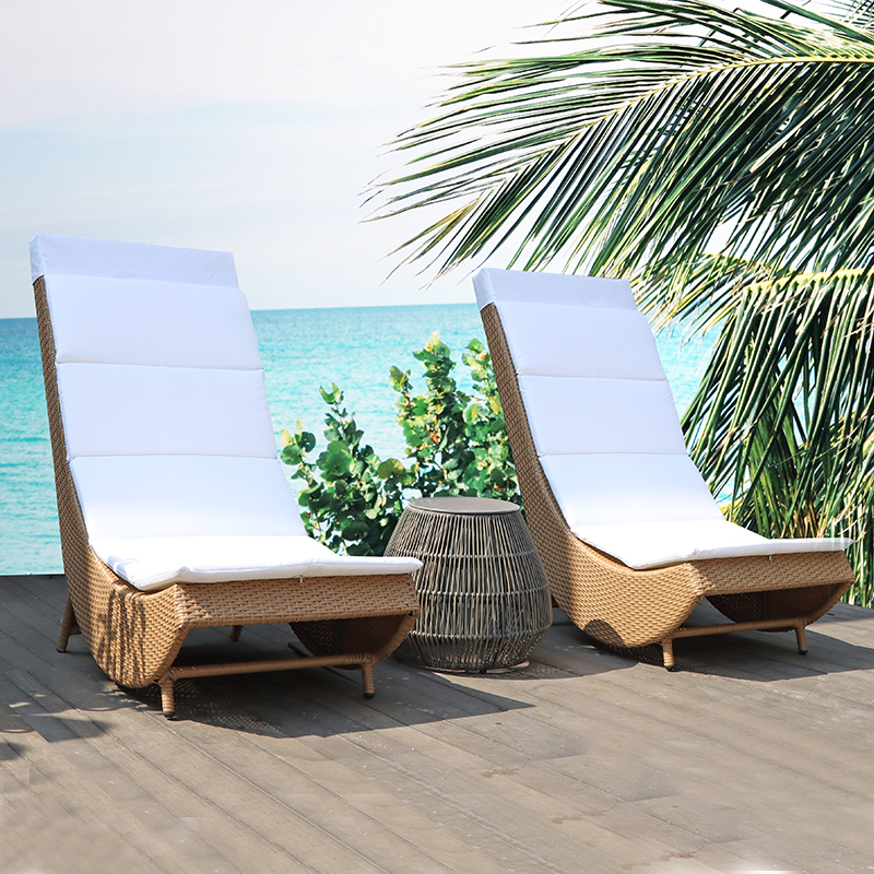 Hotel Comfortable Rattan Patio Sun Lounger