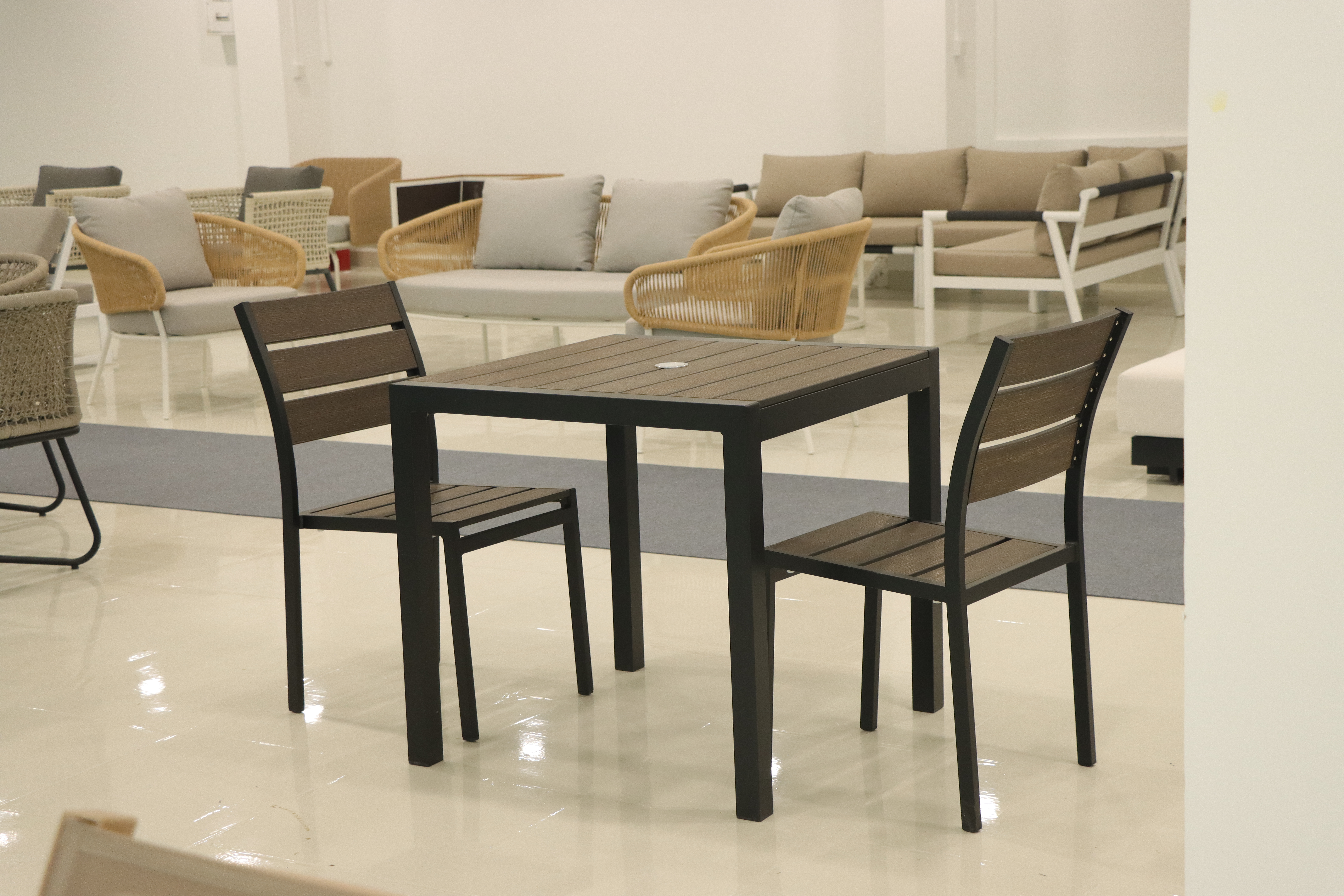 patio dining table and chair