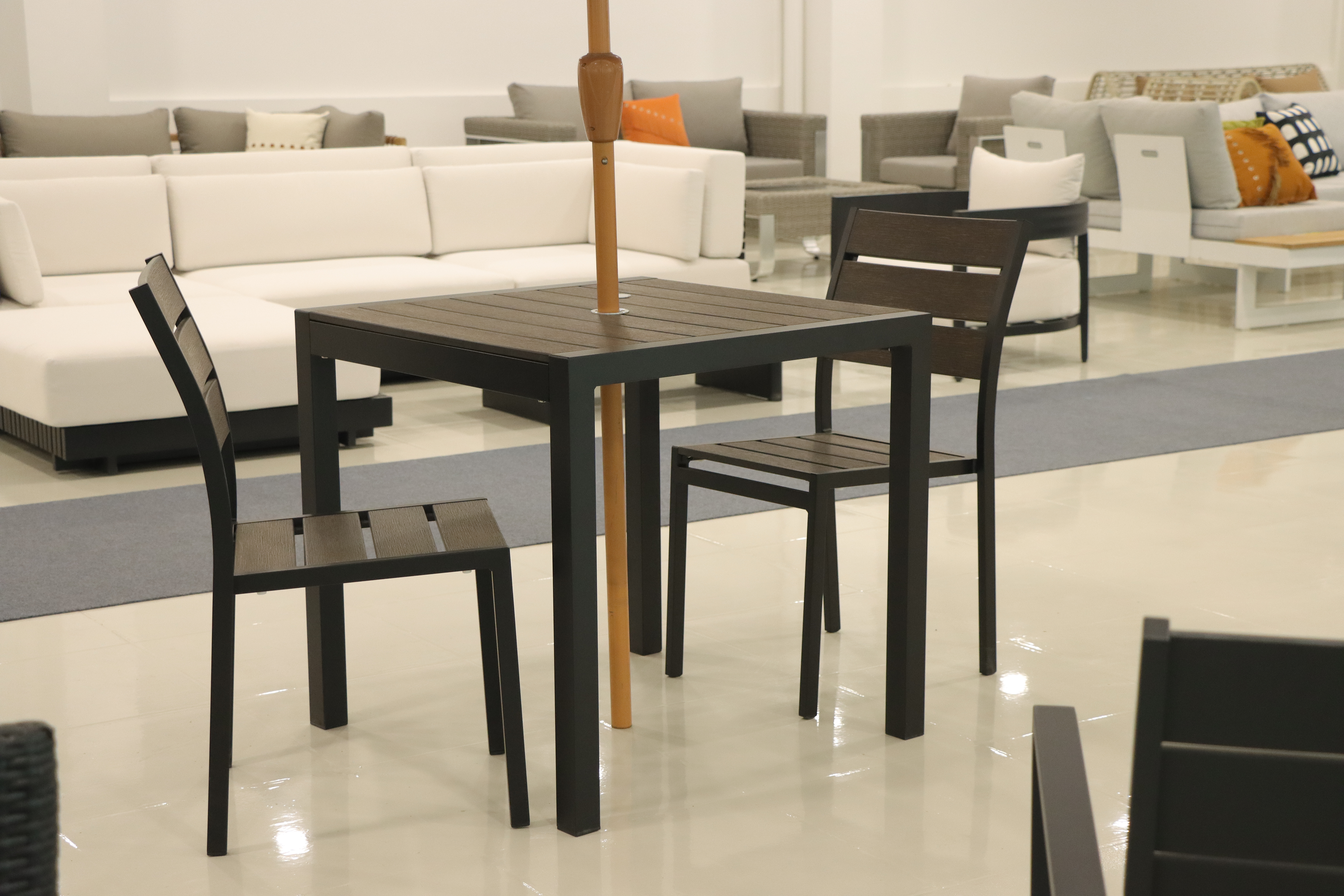 patio dining table and chair