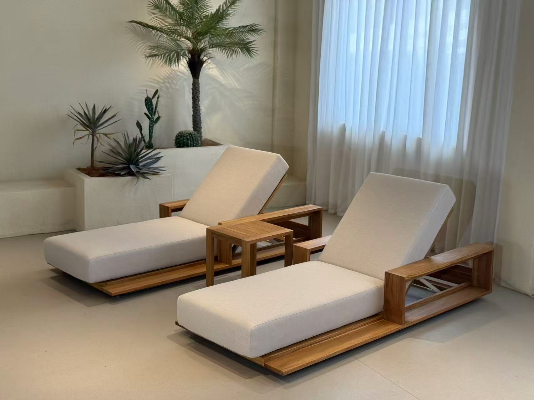 Premium Teak Wood Outdoor Sun Lounger with Luxury Adjustable Backrest And Thickened Cushion