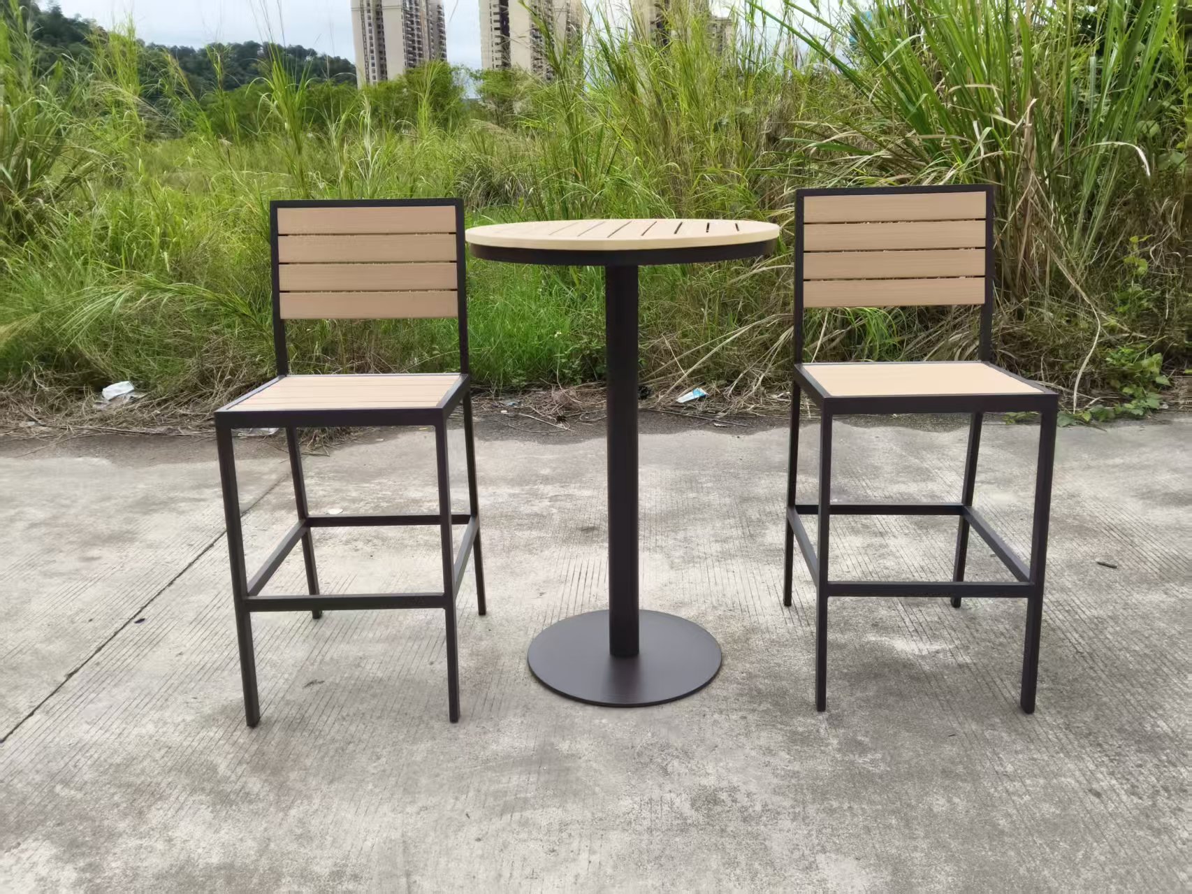 Factory Direct Outdoor Poly-wood Bar Table Set 3 Pieces Aluminum Frame OEM ODM Customizable for Hotel & Restaurant