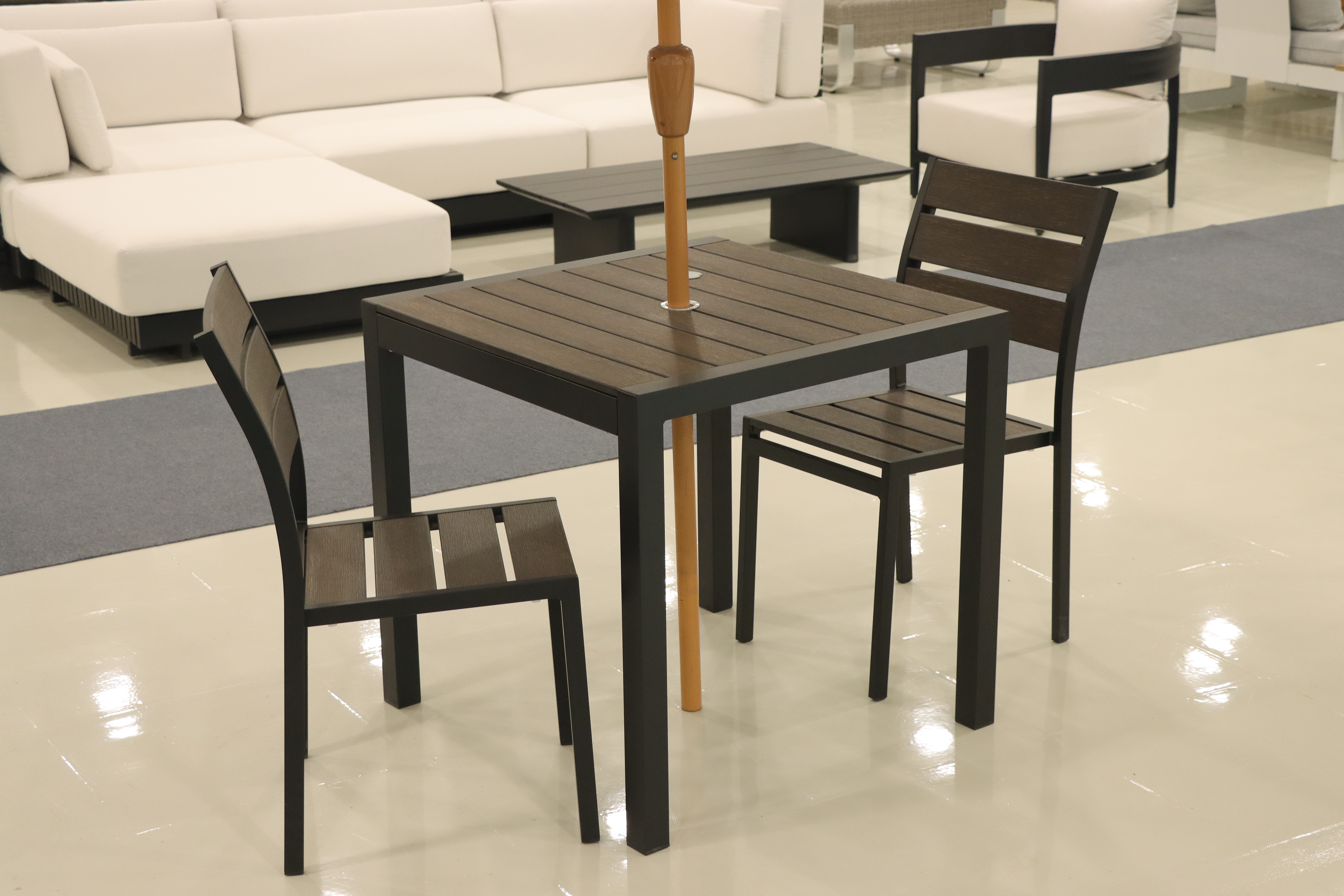 patio dining table and chair