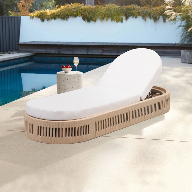 Modern Oval Woven Outdoor Sun Lounger with Adjustable Backrest